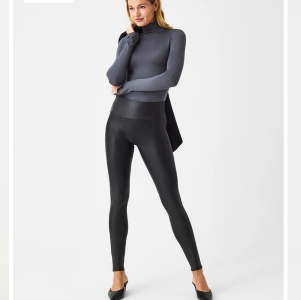 NEW Spanx Black Faux Leather Leggings , Petite